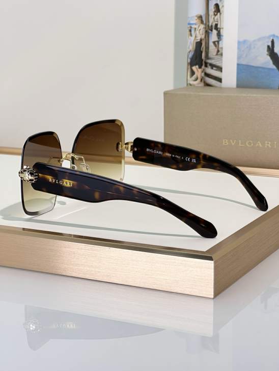 Picture of Bvlgari Sunglasses _SKUfw80444237fw